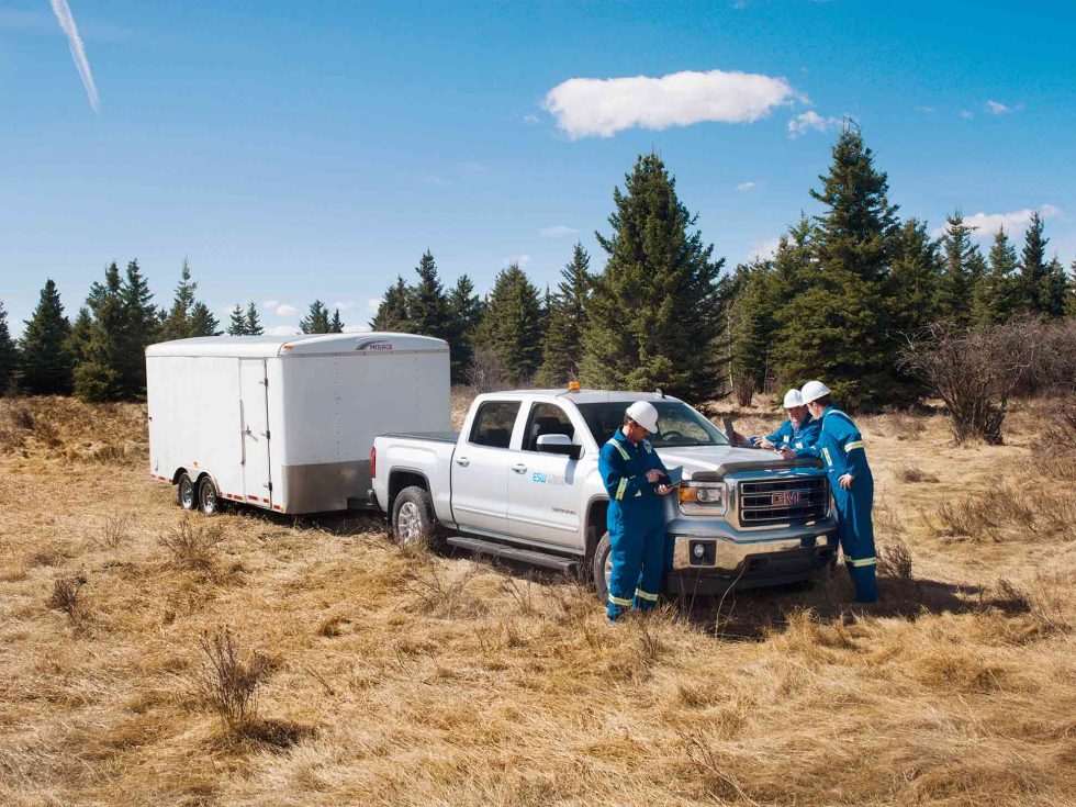 Calgary Onsite Photographer. Electrical workers in the field.